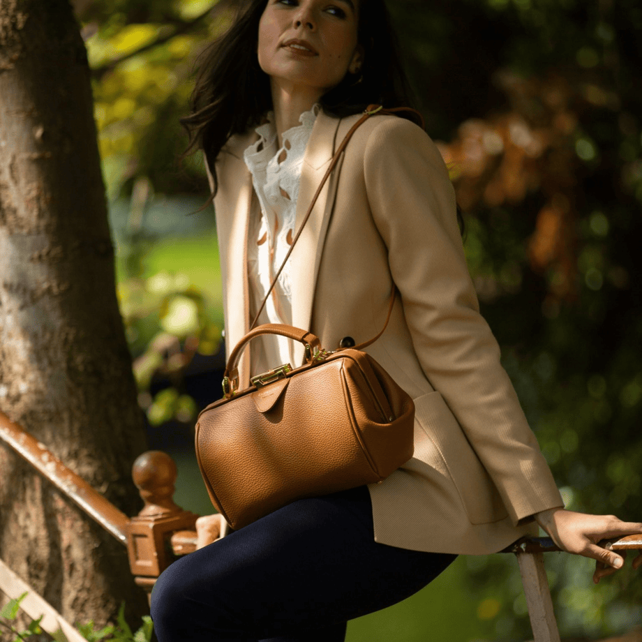 London Fashion Week 2023: What to look out for - The Cambridge Satchel Company EU Store