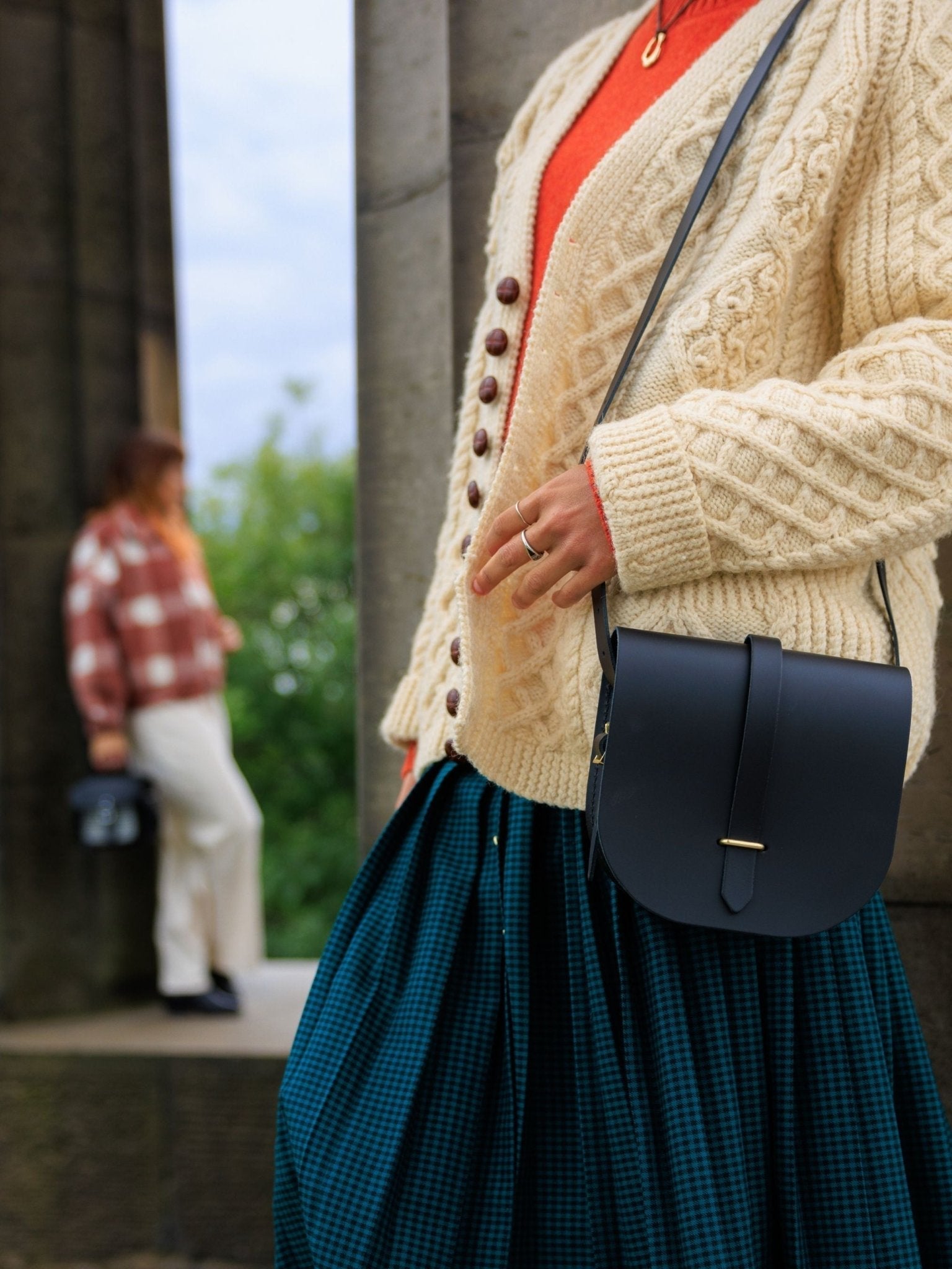 The Saddle Bag - Black & Gold - Cambridge Satchel