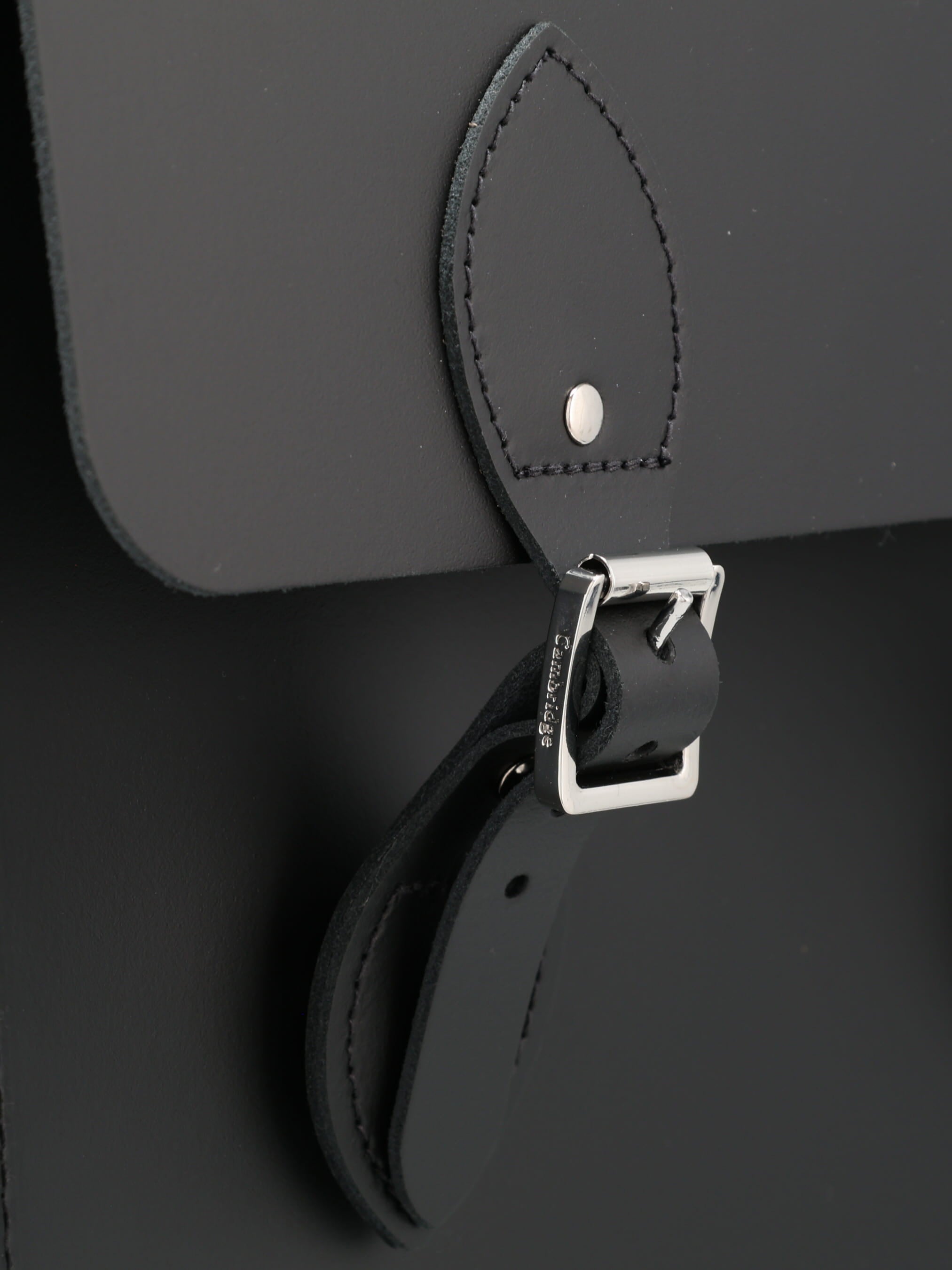 The Artisan - Black