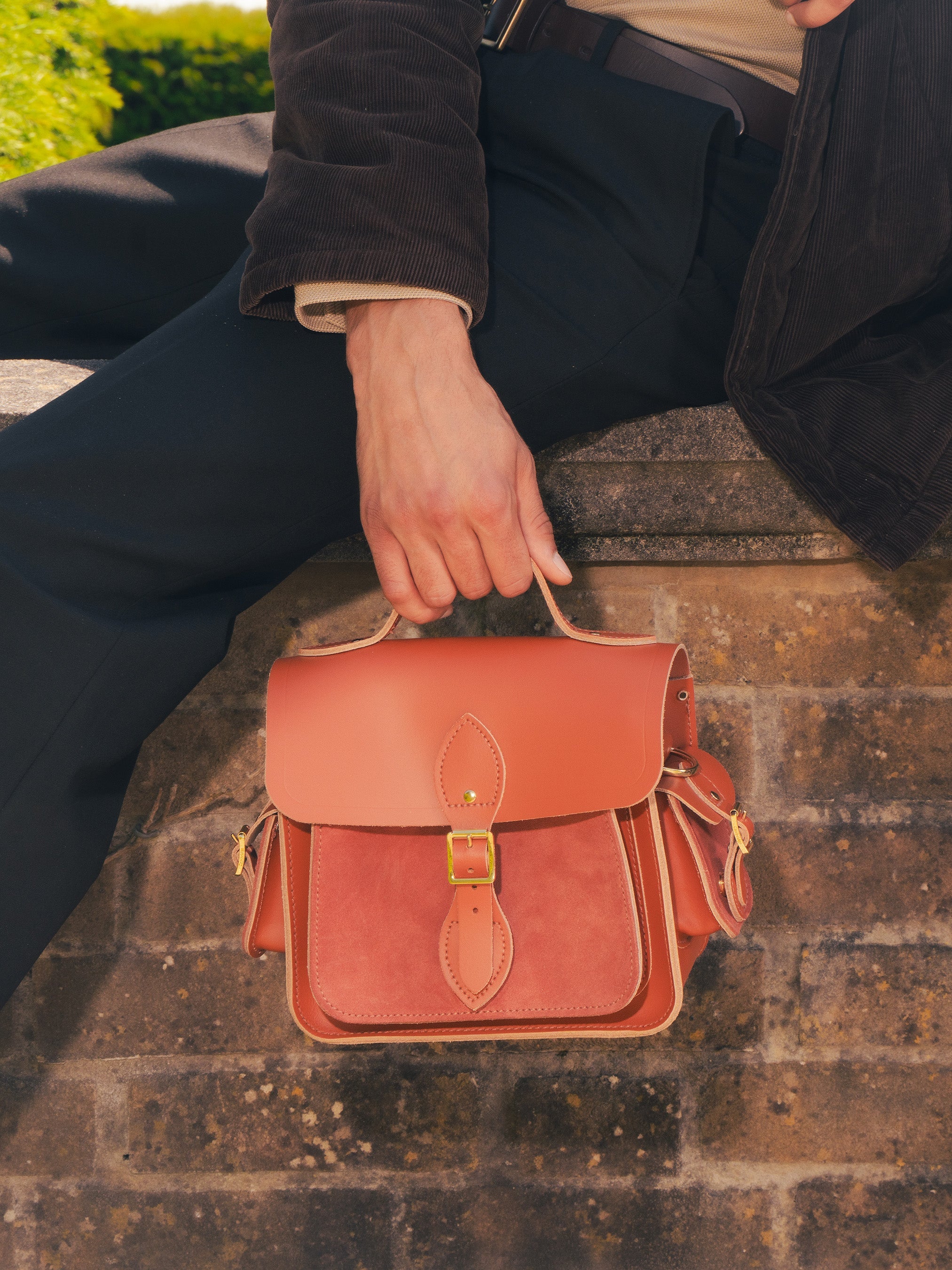 The Traveller - Cinnamon with Suede